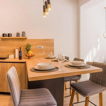 Luksuzni Ribica U Samom Centru Grada Apartament Split